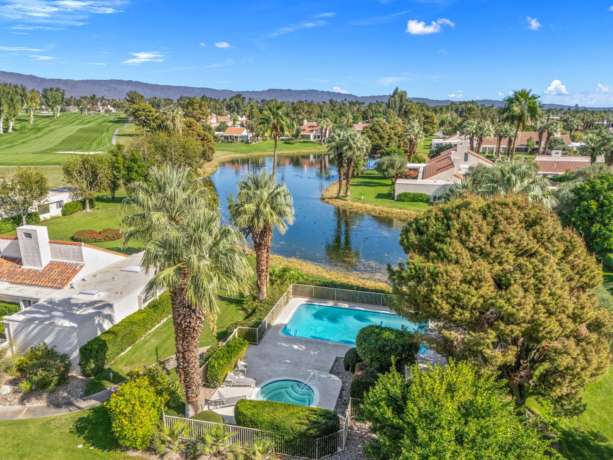 147 Desert W Drive Rancho Mirage, CA 92270 - Photo 63 of 90 64-web-or-mls-DJI_20251105120711_0027_D