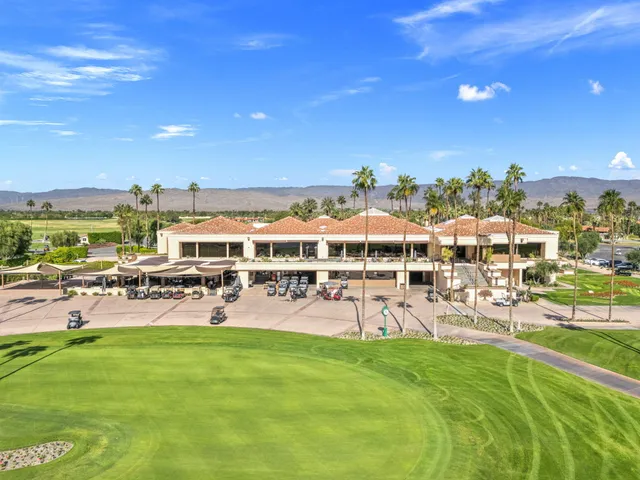 $649,999 | 147 Desert W Drive, Rancho Mirage, CA 92270