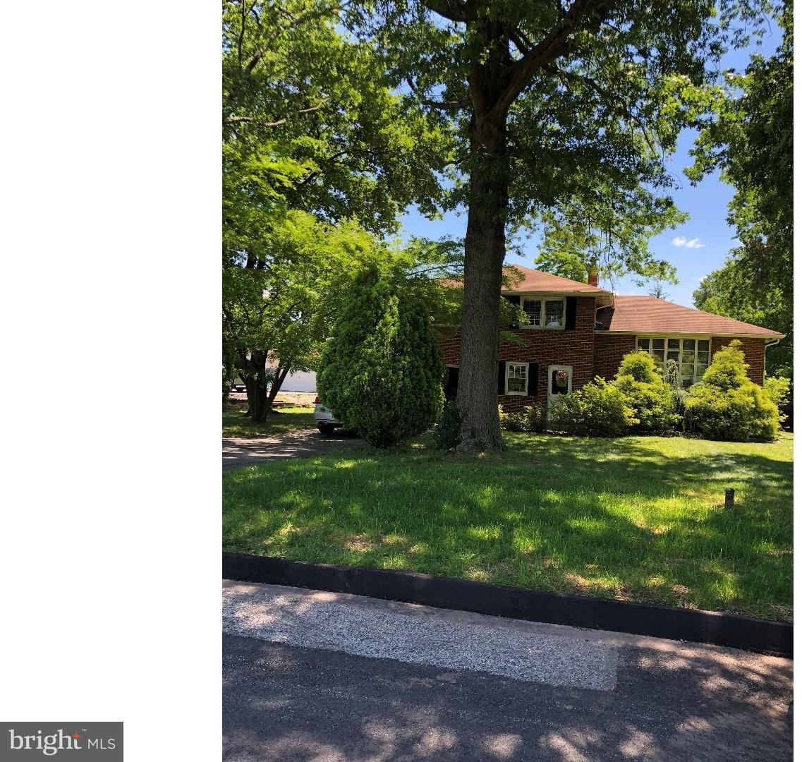 106 Brant Road Norristown, PA 19403 - Photo 2 of 11 Gallery Image 2