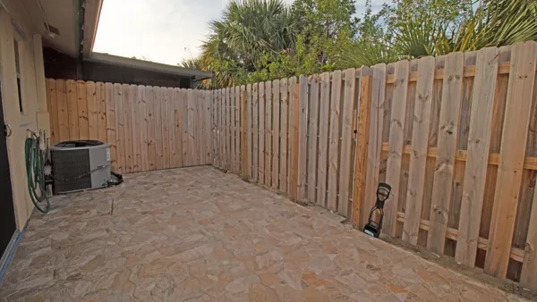 $2,000 | 7609 Southeast Hobe Terrace, Hobe Sound, FL 33455