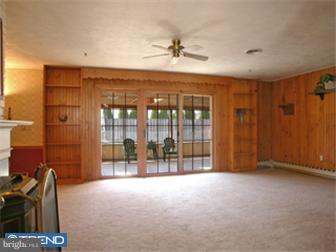 47 Fruitree Road Levittown, PA 19056 - Photo 3 of 12 Living Room