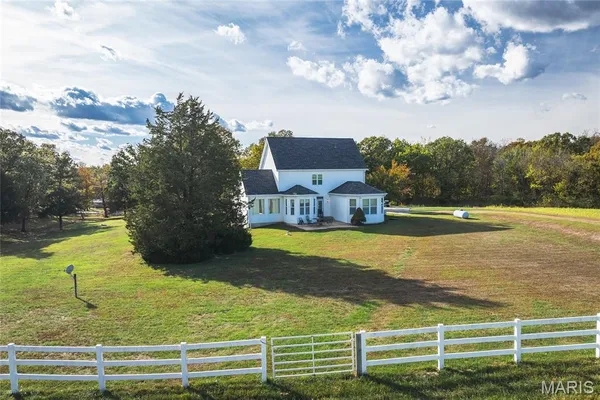 $699,000 | 3550 Cappeln Osage Road, Marthasville, MO 63357