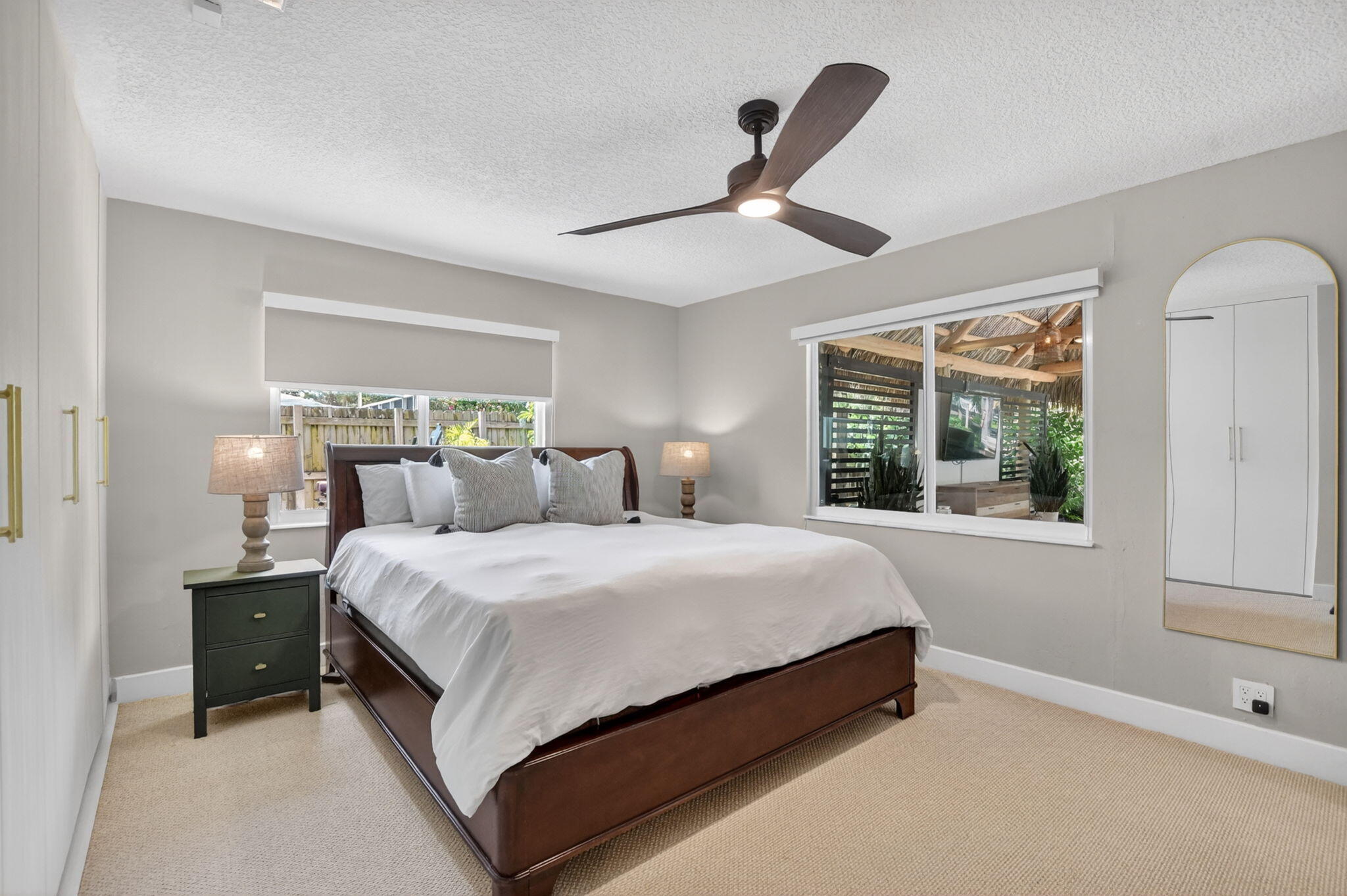 6951 Northeast 7th Avenue Boca Raton, FL 33487 - Photo 26 of 60 26-web-or-mls-DSC_2072