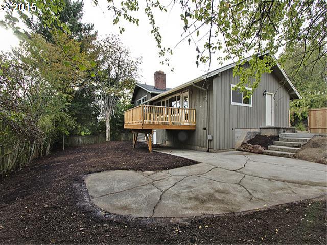 6310 Southwest Alfred Street Portland, OR 97219 - Photo 14 of 15 Gallery Image 14