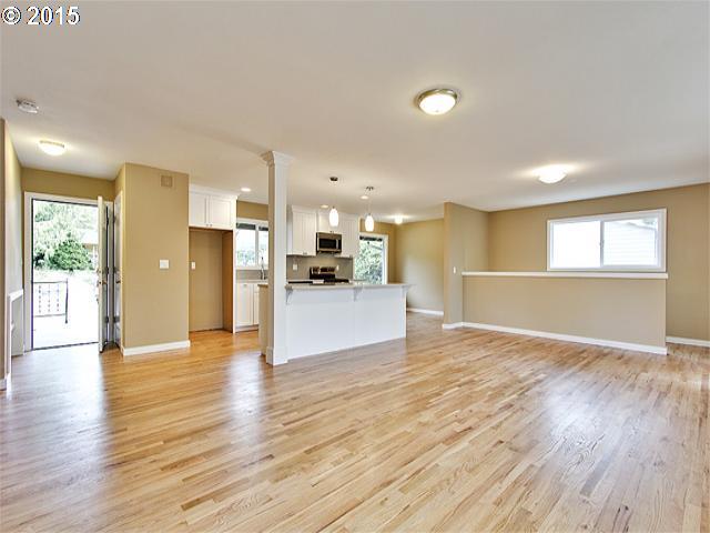 6310 Southwest Alfred Street Portland, OR 97219 - Photo 3 of 15 Gallery Image 3
