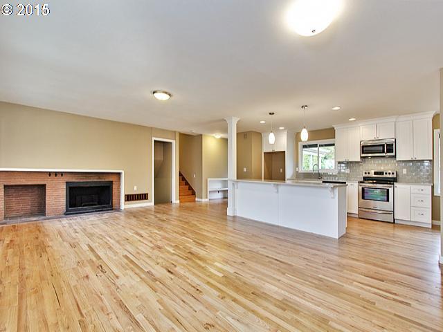 6310 Southwest Alfred Street Portland, OR 97219 - Photo 6 of 15 Gallery Image 6