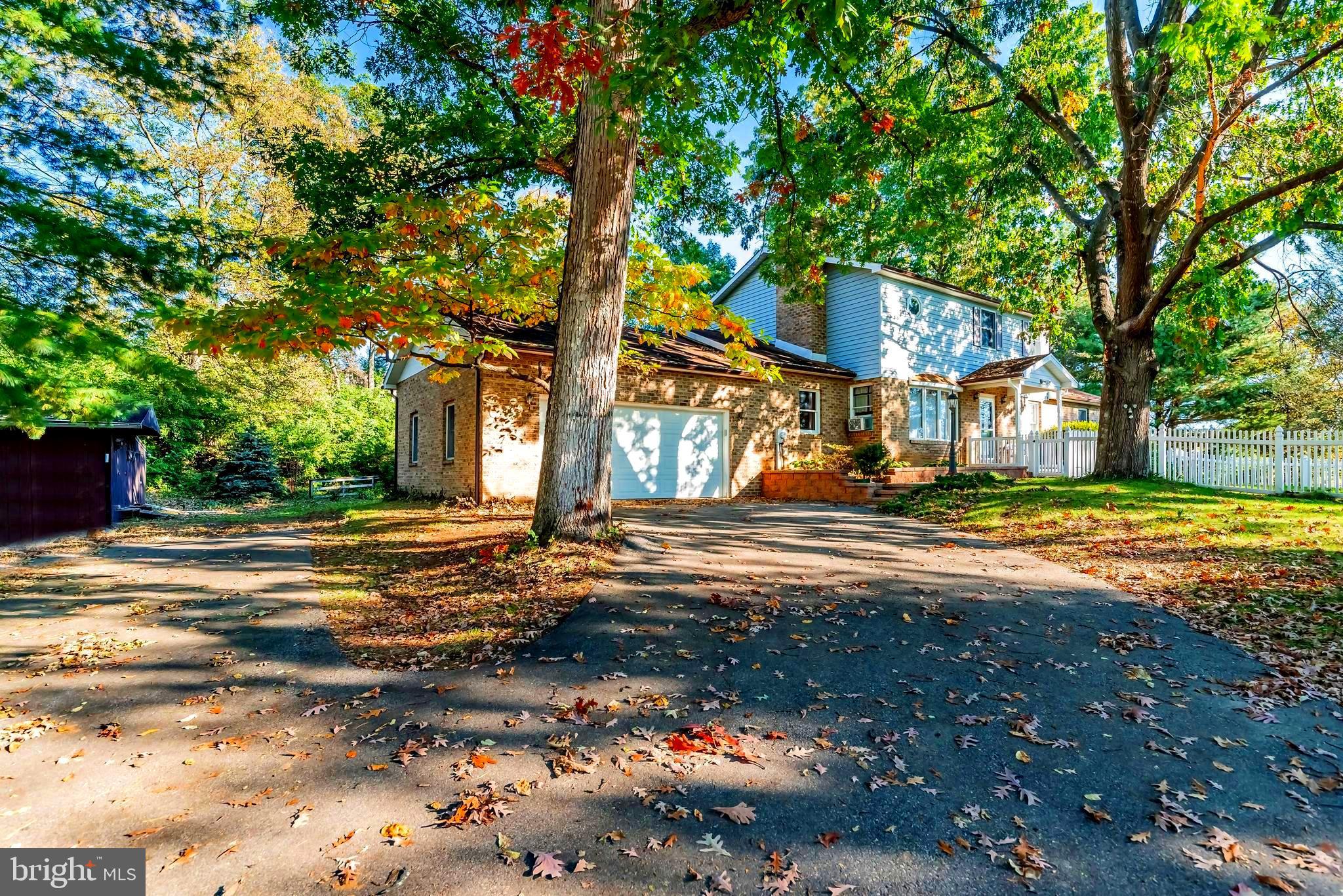 611 Alexander Spring Road Carlisle, PA 17015 - Photo 3 of 30 Gallery Image 3