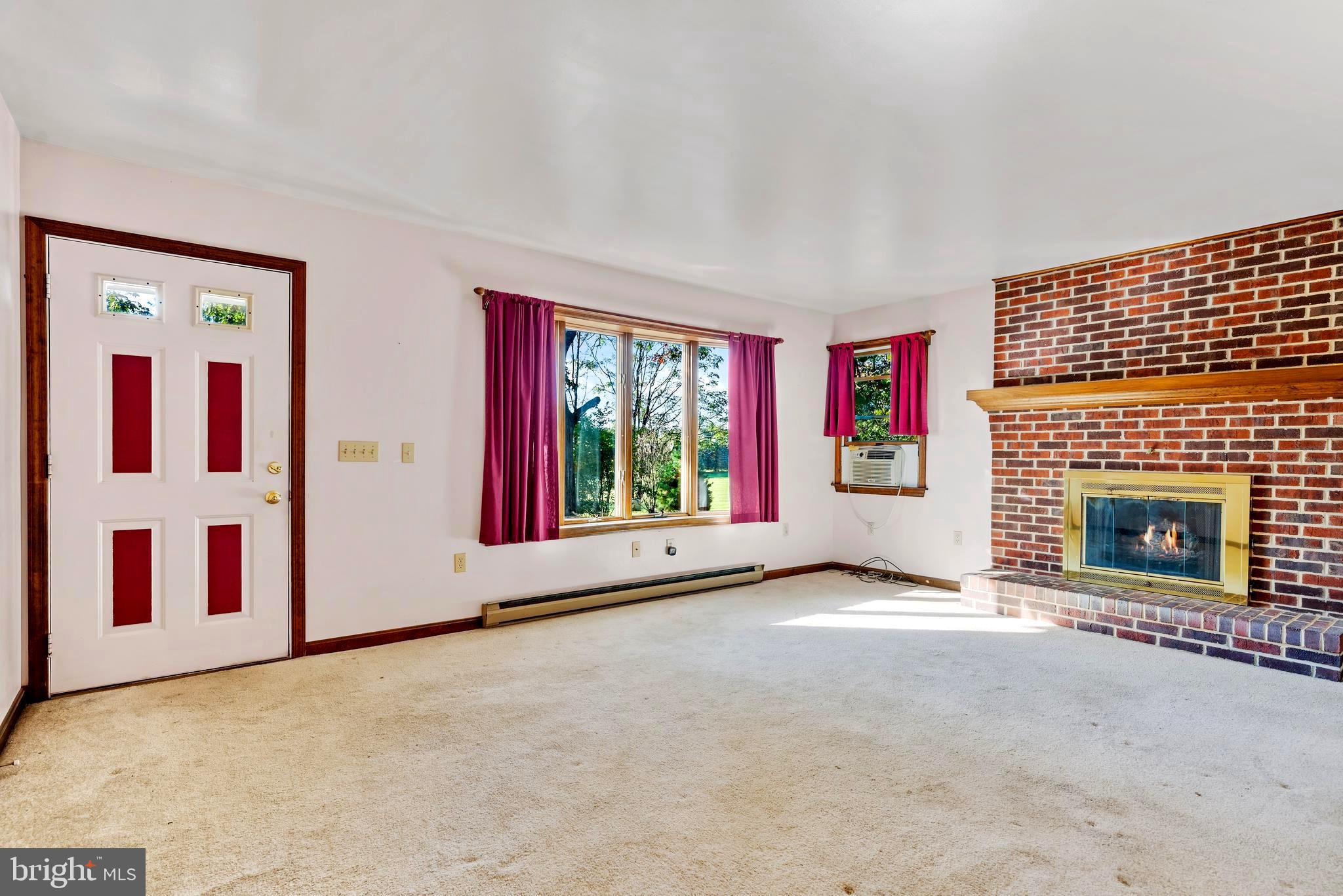 611 Alexander Spring Road Carlisle, PA 17015 - Photo 5 of 30 Gallery Image 5