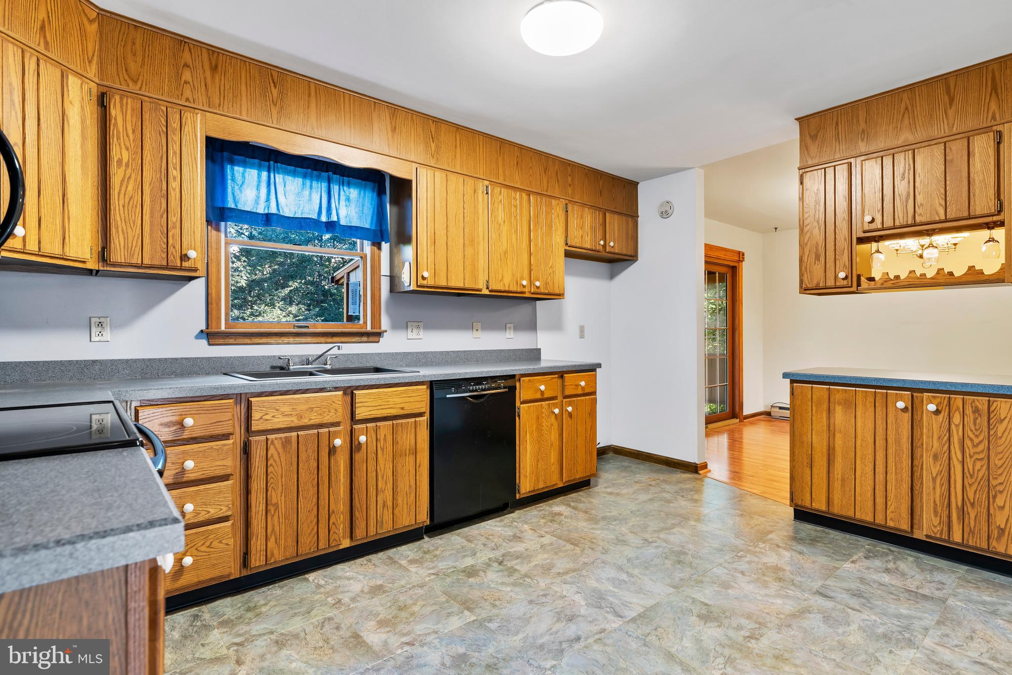 611 Alexander Spring Road Carlisle, PA 17015 - Photo 7 of 30 Gallery Image 7