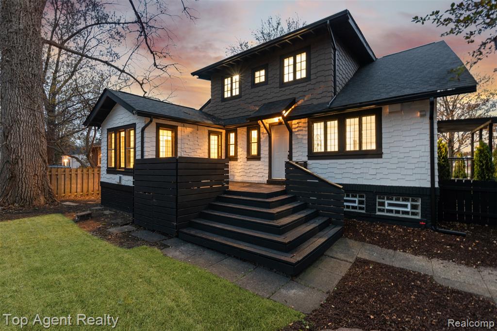 784 Barrington Road Grosse Pointe, MI 48230 - Photo 42 of 55