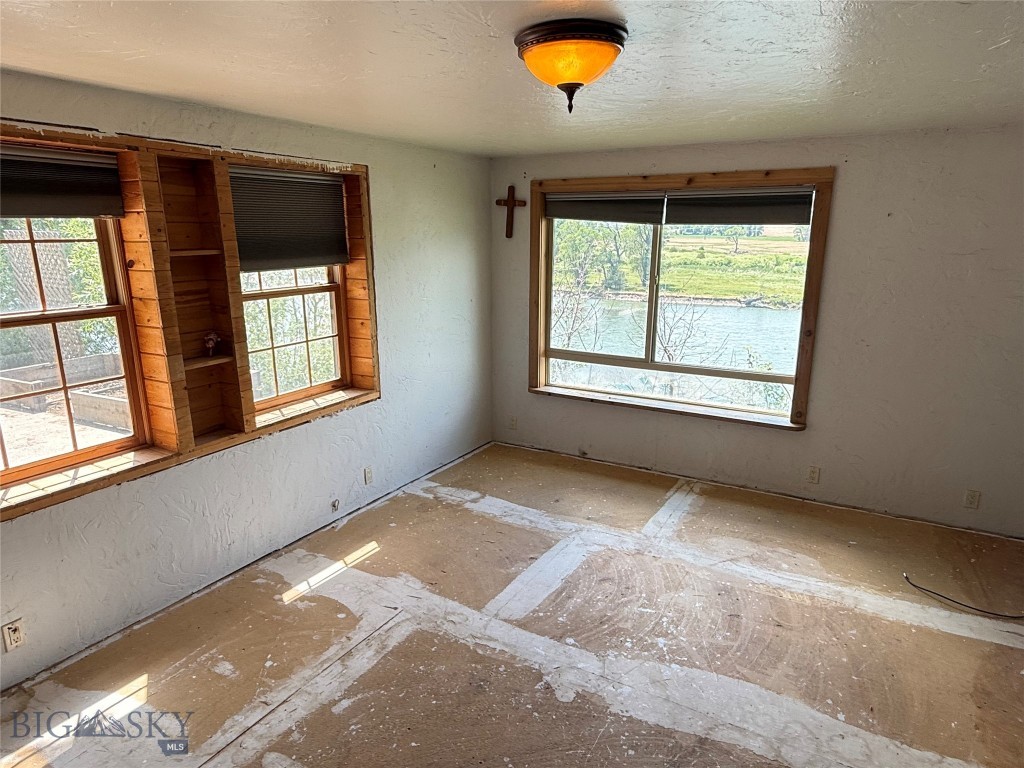 1005 East River Road Pray, MT 59065 - Photo 31 of 54 Gallery Image 31