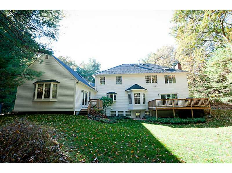 1000 High Hawk Road East Greenwich, RI 02818 - Photo 24 of 25 Exterior Back.
