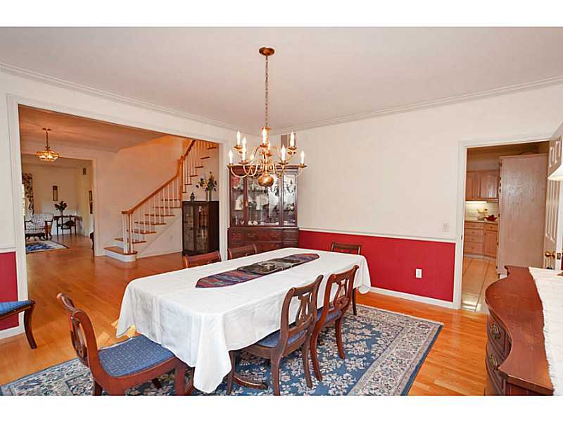 1000 High Hawk Road East Greenwich, RI 02818 - Photo 6 of 25 Dining Room.