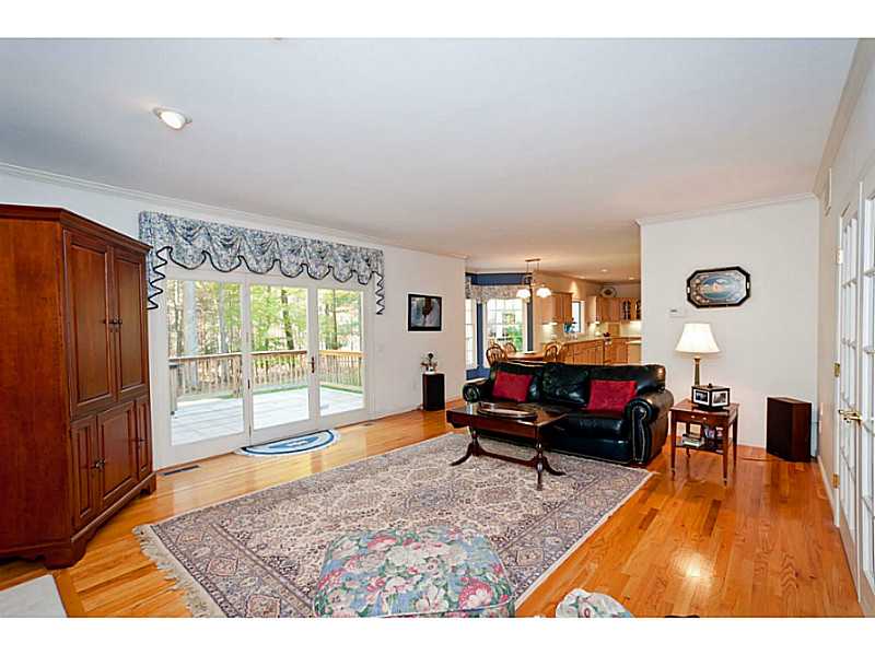 1000 High Hawk Road East Greenwich, RI 02818 - Photo 9 of 25 Den/Family/Great Room.