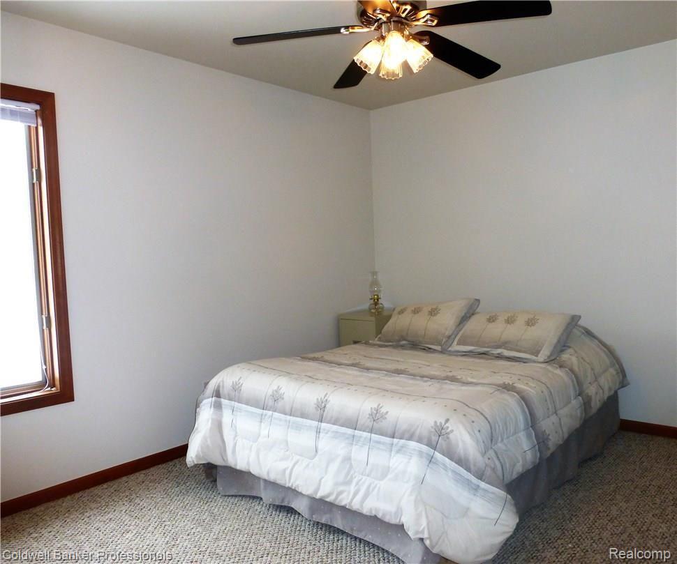 8654 Indian Clarkston, MI 48348 - Photo 18 of 35 14.JPG