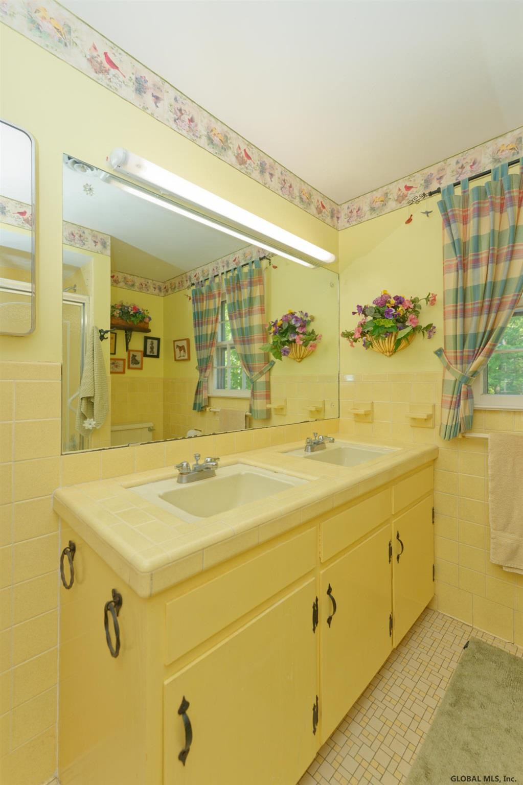 34 Nott Road Rexford, NY 12148 - Photo 38 of 51 Photo 38