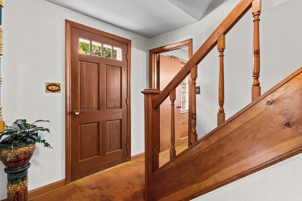 13 Conestoga Road Chelmsford, MA 01824 - Photo 12 of 37