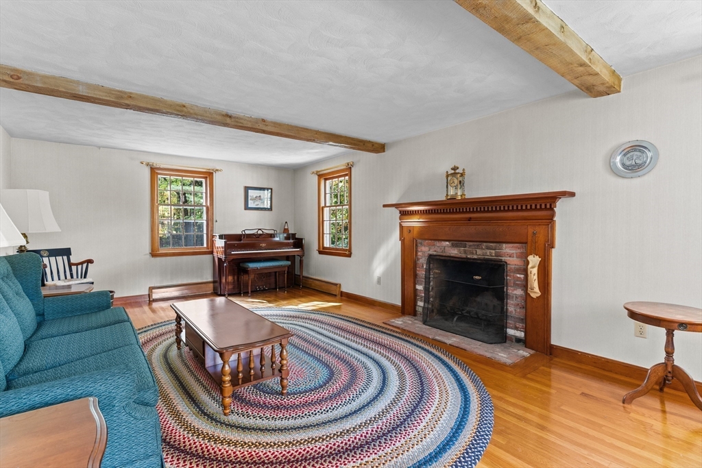 13 Conestoga Road Chelmsford, MA 01824 - Photo 13 of 37