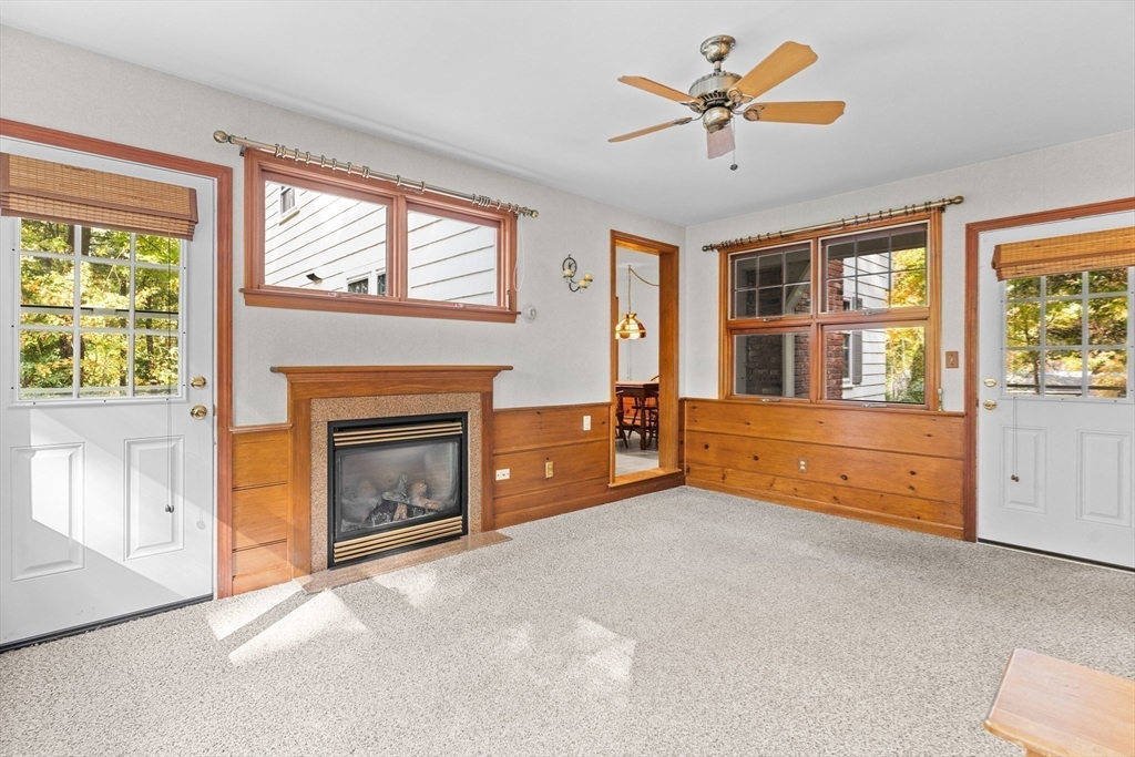 13 Conestoga Road Chelmsford, MA 01824 - Photo 6 of 37