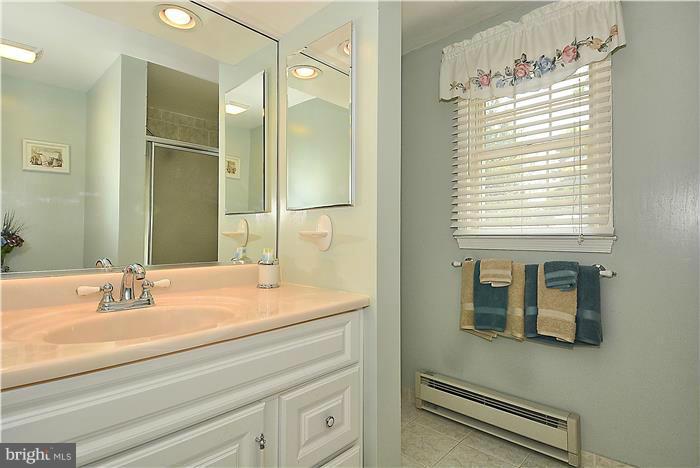 1009 Long Point Road Grasonville, MD 21638 - Photo 10 of 30 Bath