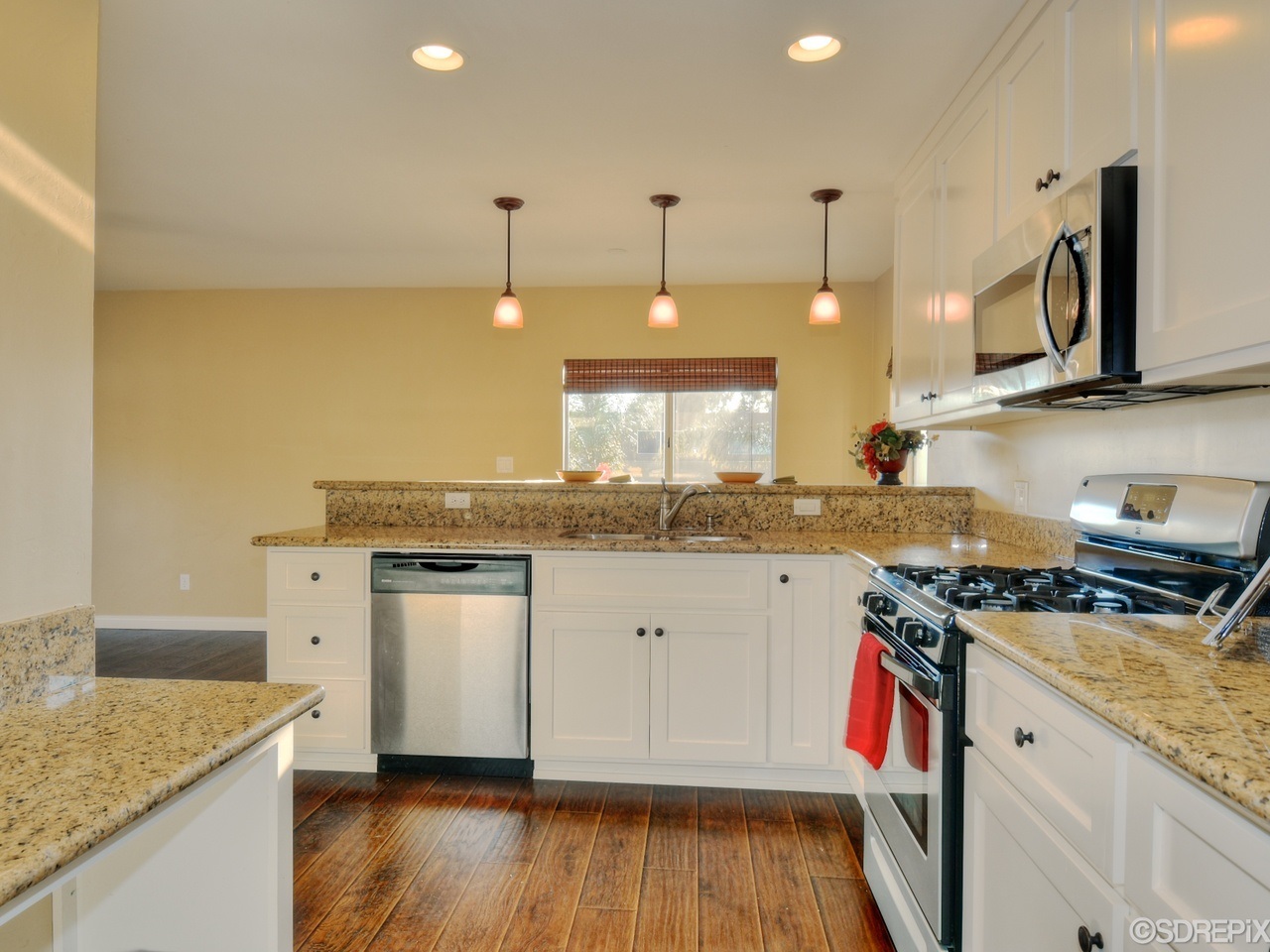 9750 Domer Road Santee, CA 92071 - Photo 4 of 25