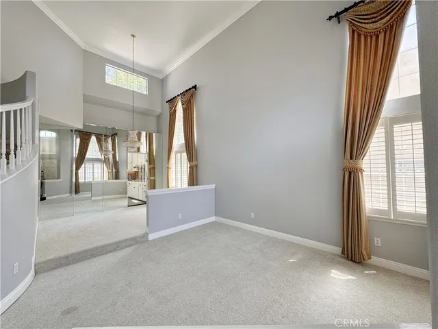 a view of livingroom with furniture