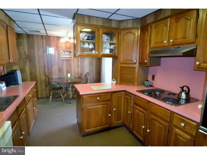 335 Stanwood Road Fairless Hills, PA 19030 - Photo 8 of 10 Kitchen