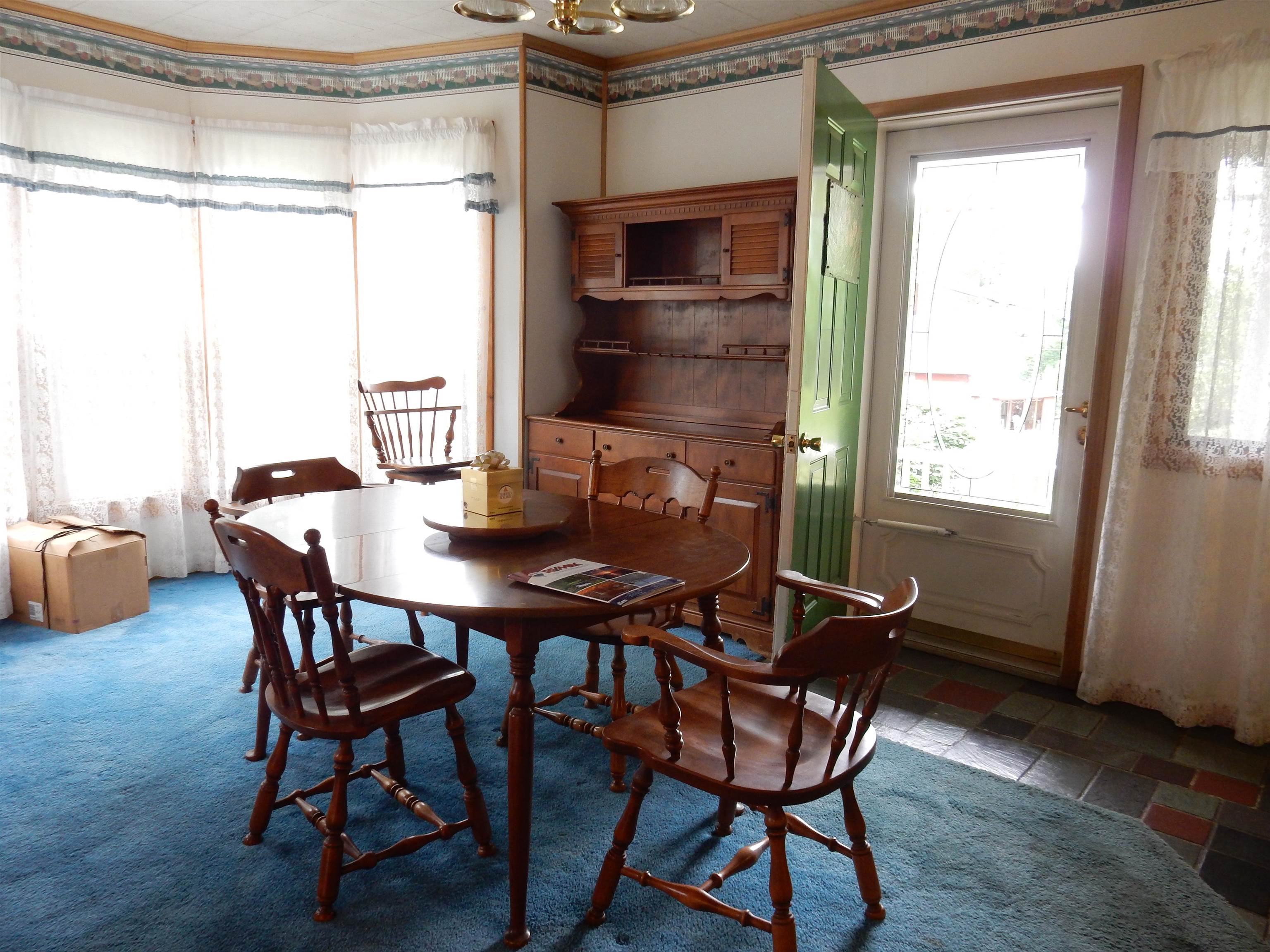 425 West Main Street Newport, VT 05855 - Photo 11 of 33