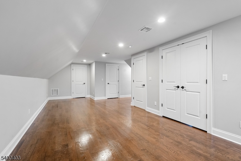 1568 Radley Road Scotch Plains, NJ 07076 - Photo 22 of 38