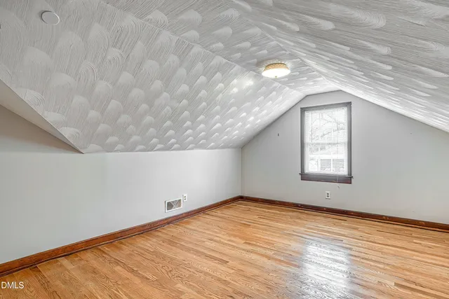 $1,800 | 629 East Main Street, Clayton, NC 27520