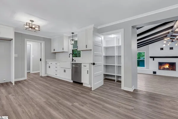 $323,000 | 181 State Rd S-30-483, Clinton, SC 29325