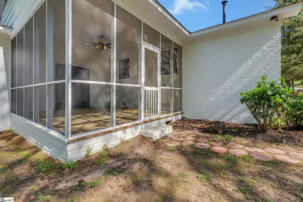 $323,000 | 181 State Rd S-30-483, Clinton, SC 29325