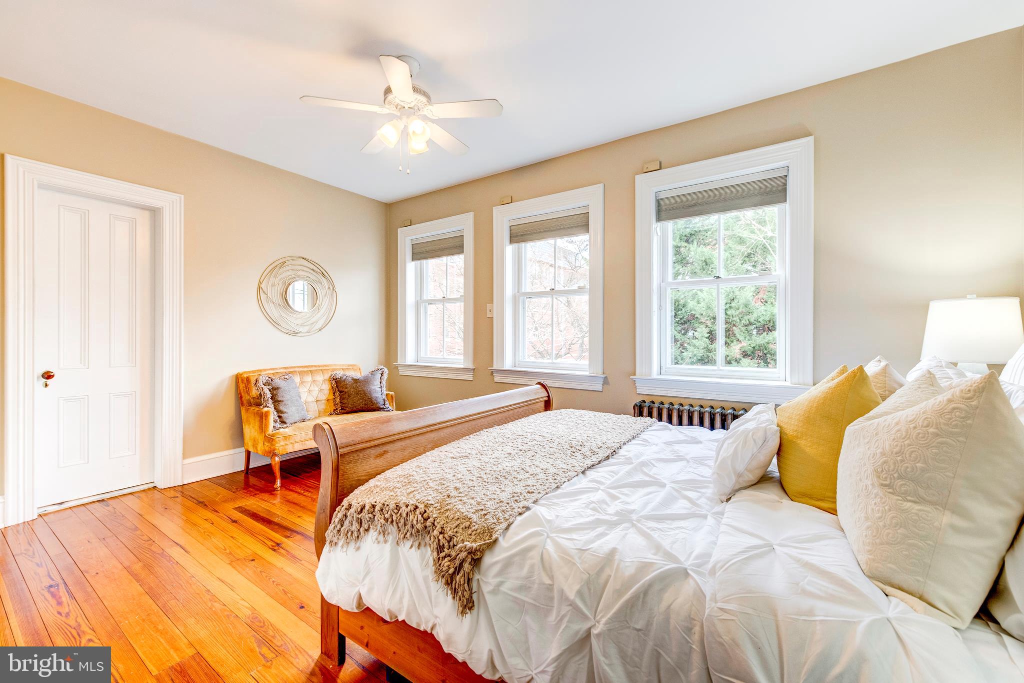 235 8th Street Southeast Washington, DC 20003 - Photo 29 of 51