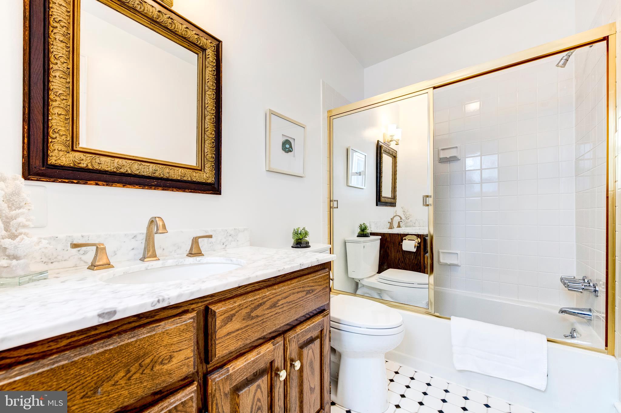 235 8th Street Southeast Washington, DC 20003 - Photo 34 of 51