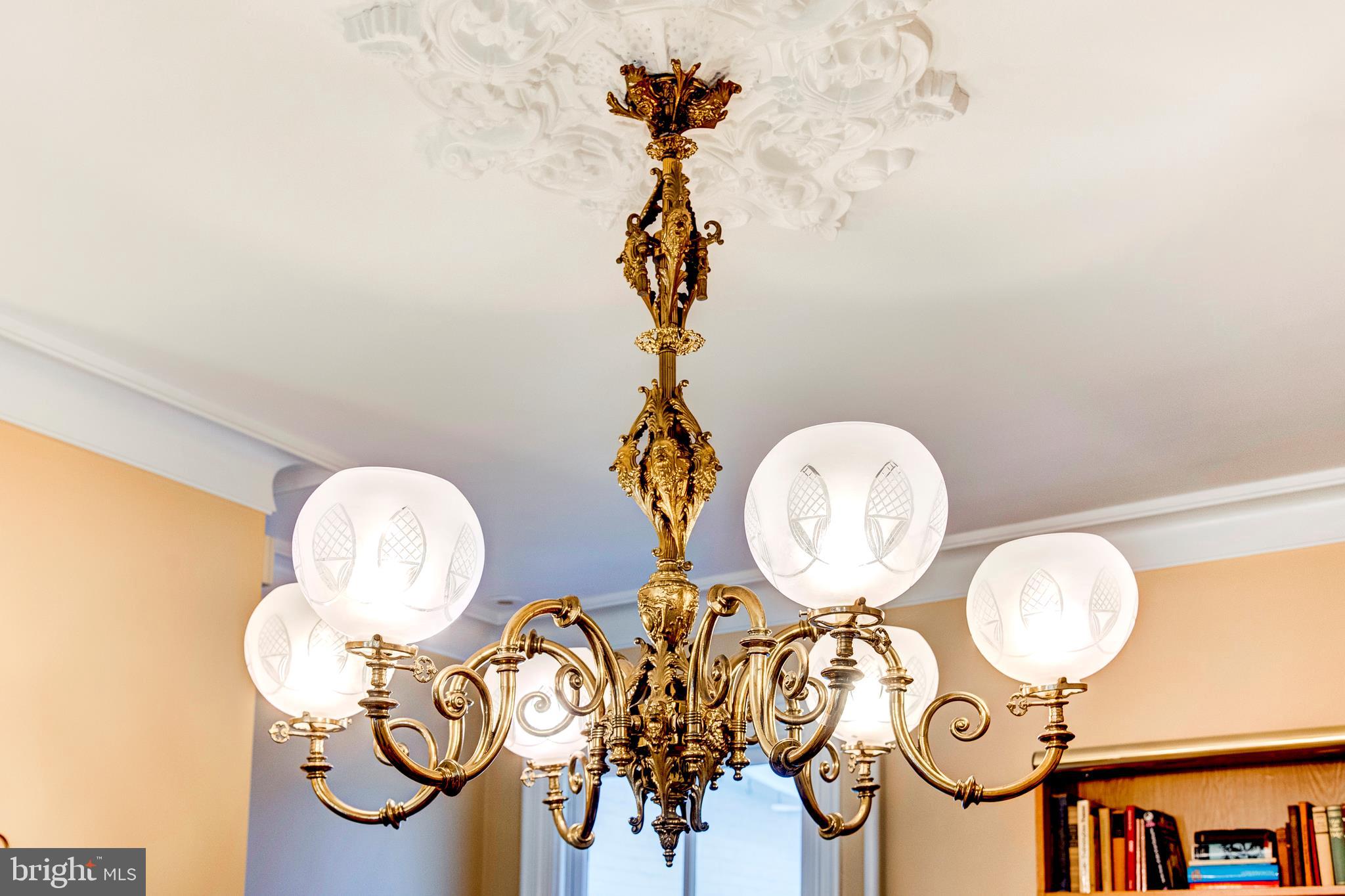 235 8th Street Southeast Washington, DC 20003 - Photo 8 of 51