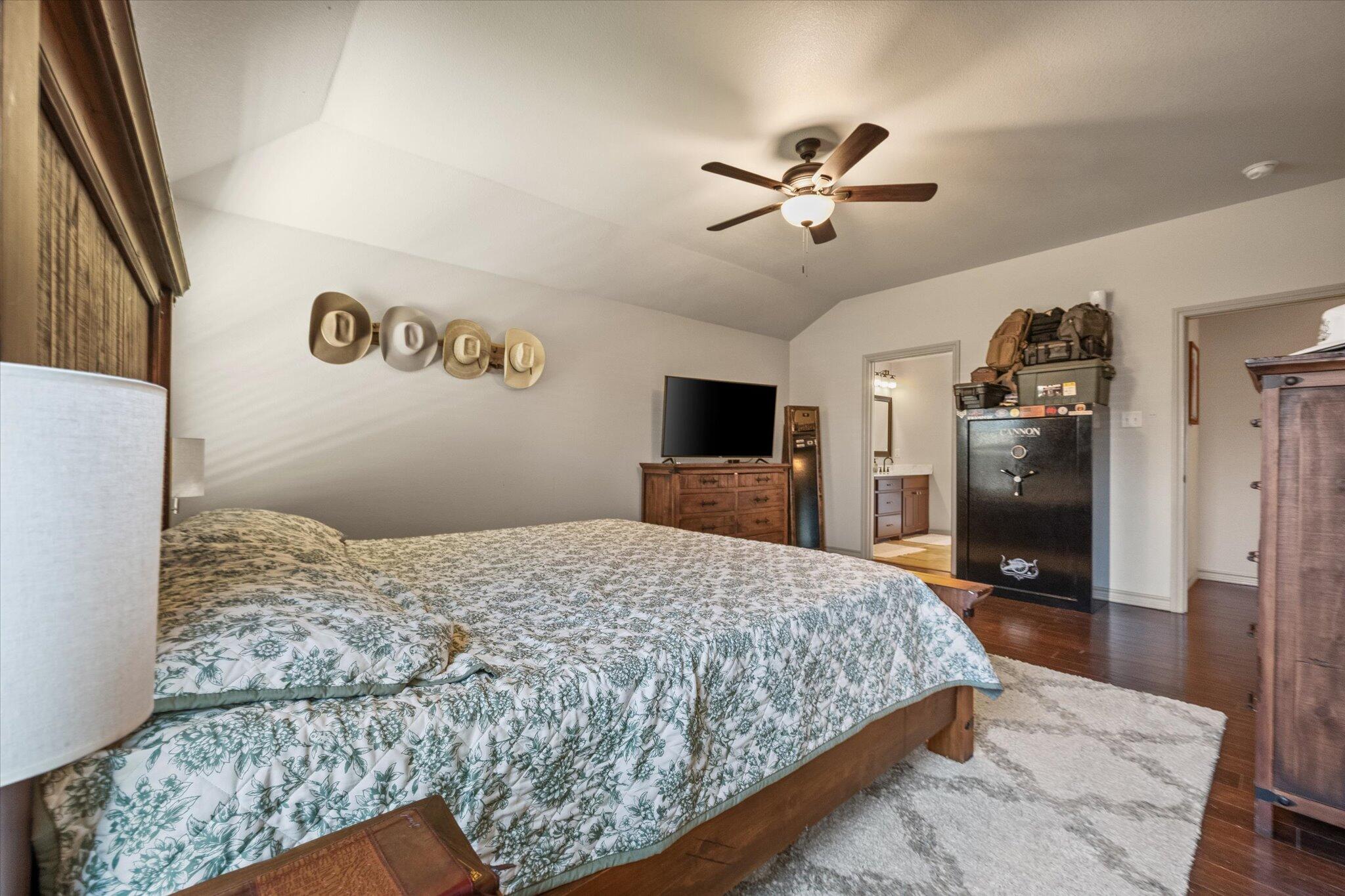 2516 Kent Street Lubbock, TX 79415 - Photo 17 of 24 IMG_9561