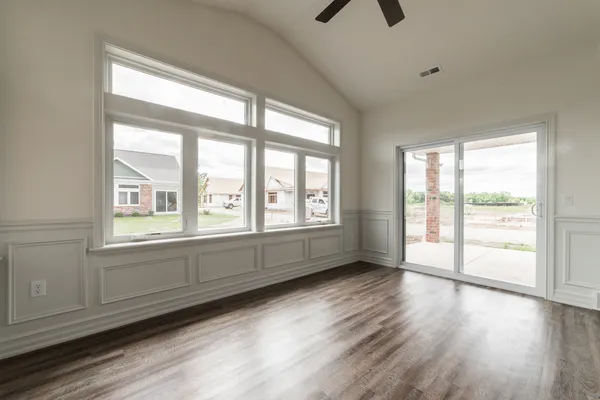 $411,000 | 411 Stearn Drive, Unit 411, Genoa, IL 60135