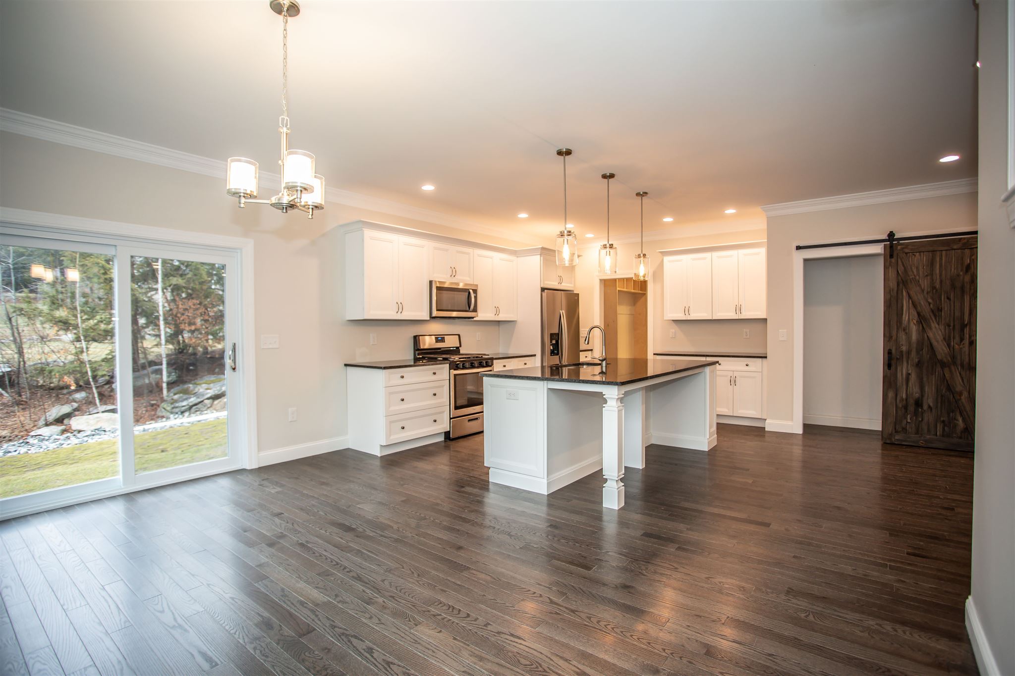 34 Singer Brook Road Milford, NH 03055 - Photo 6 of 40