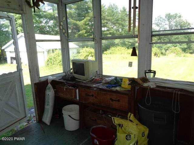 149 Rt 590 Greeley, PA 18425 - Photo 27 of 59