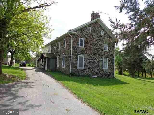 270 Hospital Road Gettysburg, PA 17325 - Photo 2 of 33 Gallery Image 2