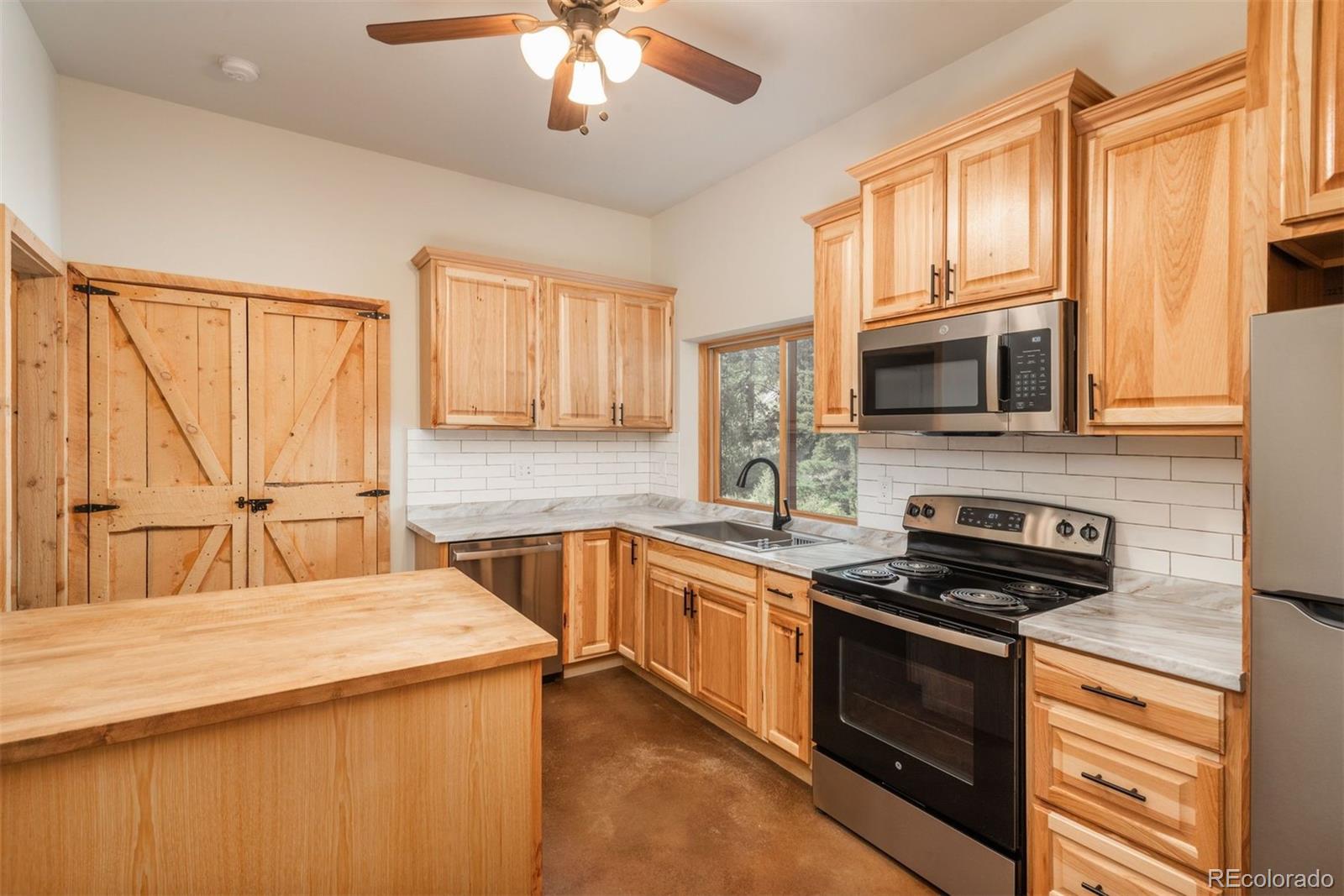 13574 Baird Road Conifer, CO 80433 - Photo 25 of 40