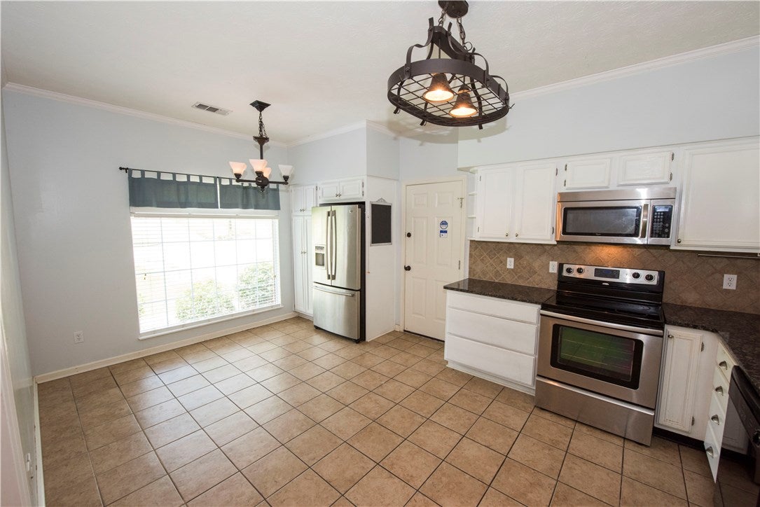 1164 Rustic Ridge Court Auburn, AL 36830 - Photo 2 of 16 Gallery Image 2