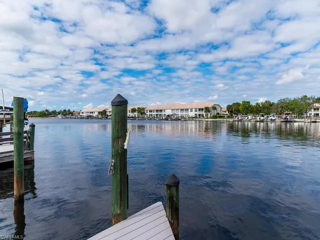 $595,000 | 249 Stella Maris Drive South, Naples, FL 34114