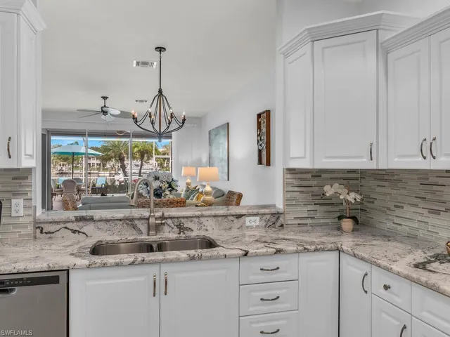 $595,000 | 249 Stella Maris Drive South, Naples, FL 34114