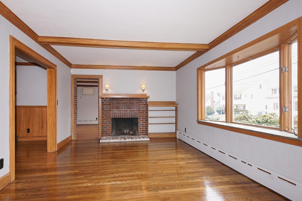 90 Beal Road Waltham, MA 02453 - Photo 5 of 27 Gallery Image 5