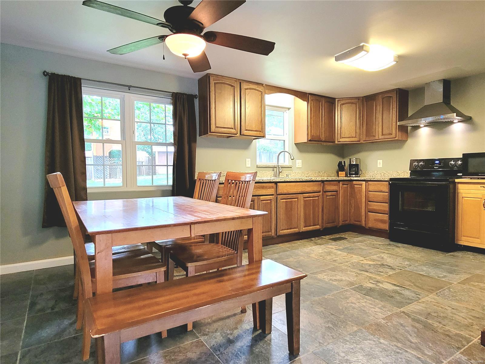 317 Red Bird Circle St. Clair, MO 63077 - Photo 11 of 30