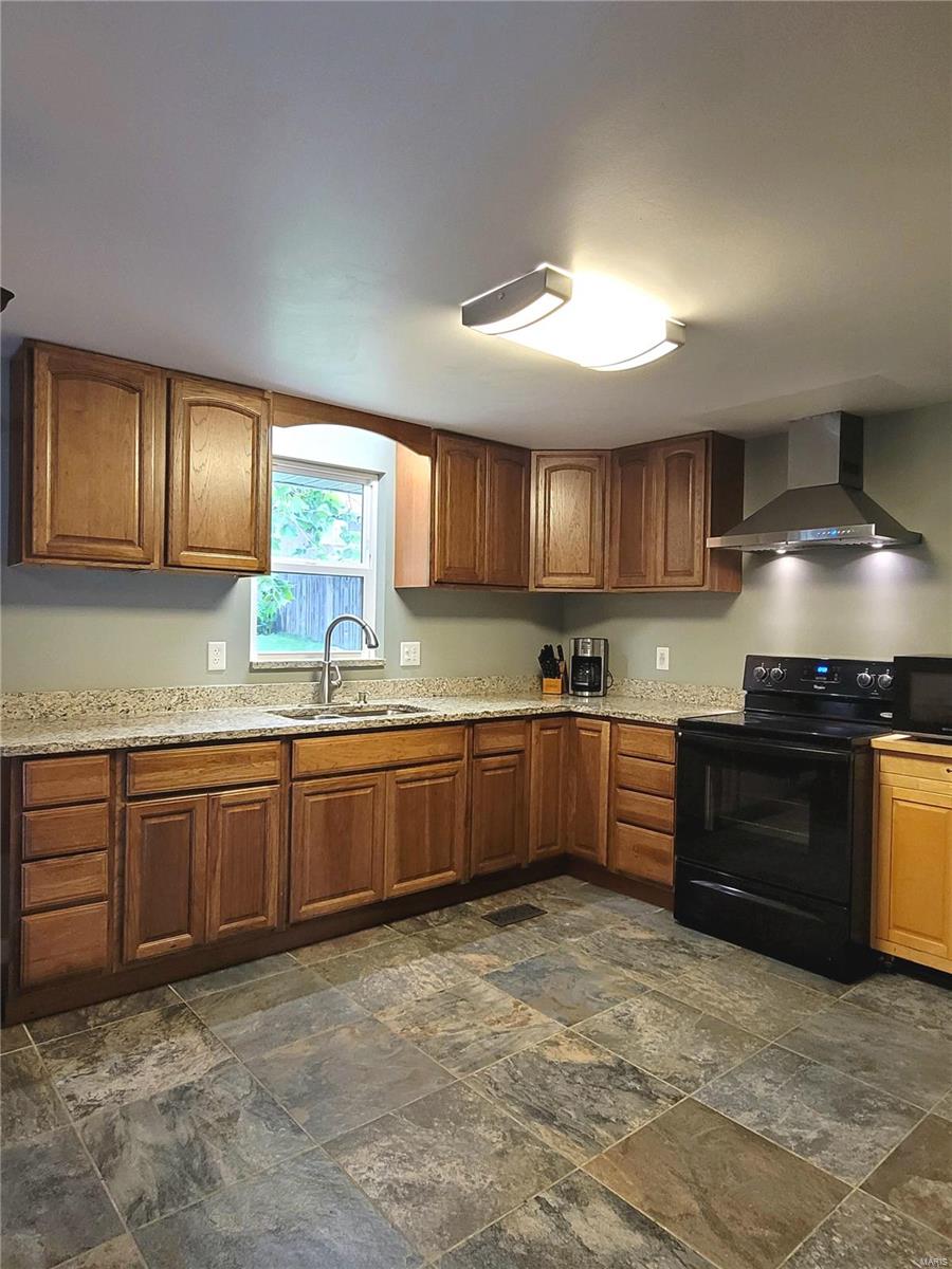 317 Red Bird Circle St. Clair, MO 63077 - Photo 12 of 30