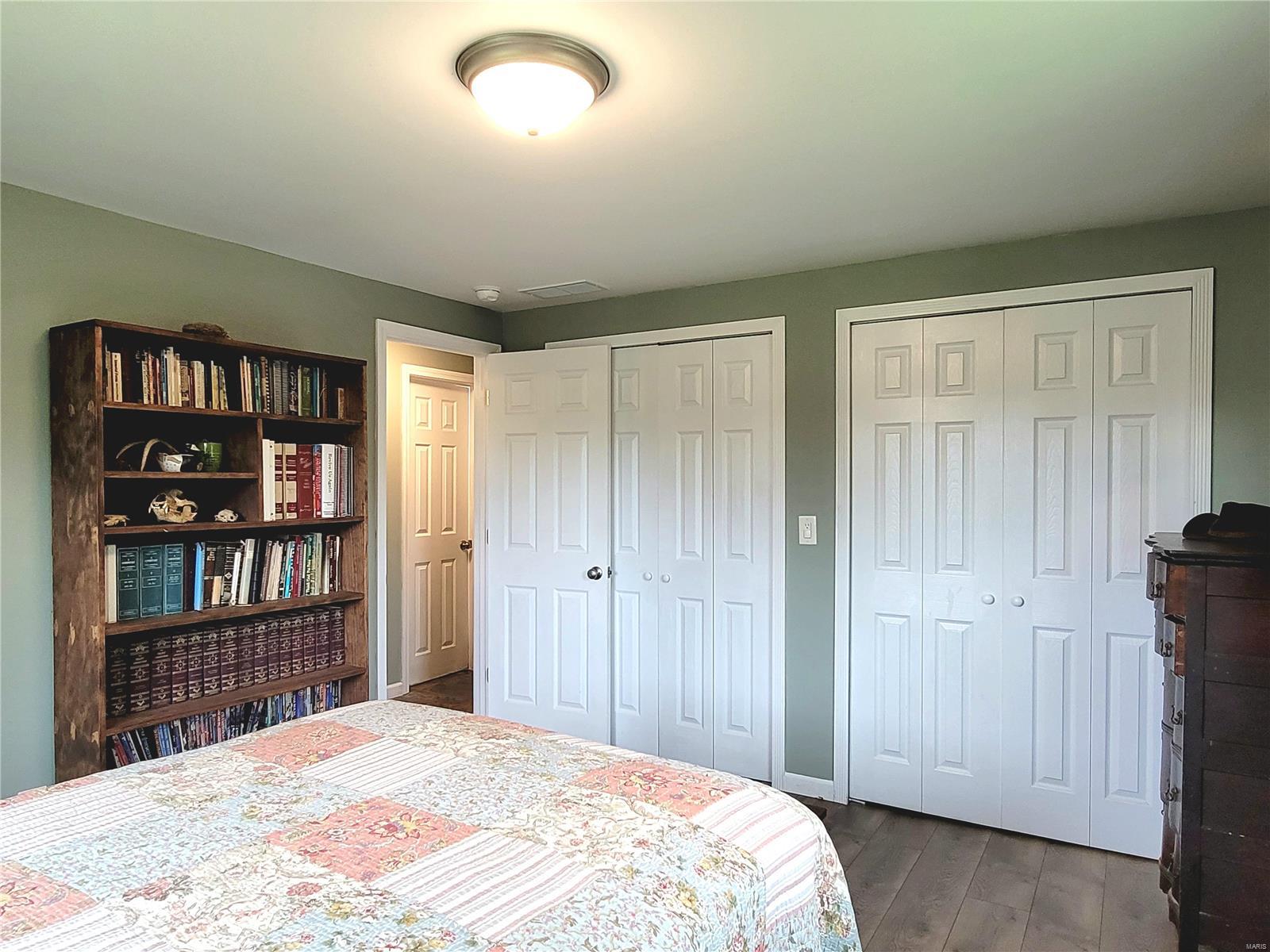 317 Red Bird Circle St. Clair, MO 63077 - Photo 22 of 30