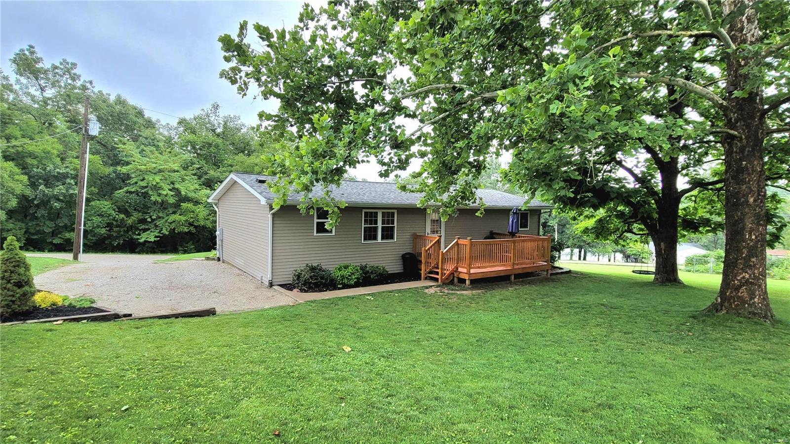 317 Red Bird Circle St. Clair, MO 63077 - Photo 3 of 30