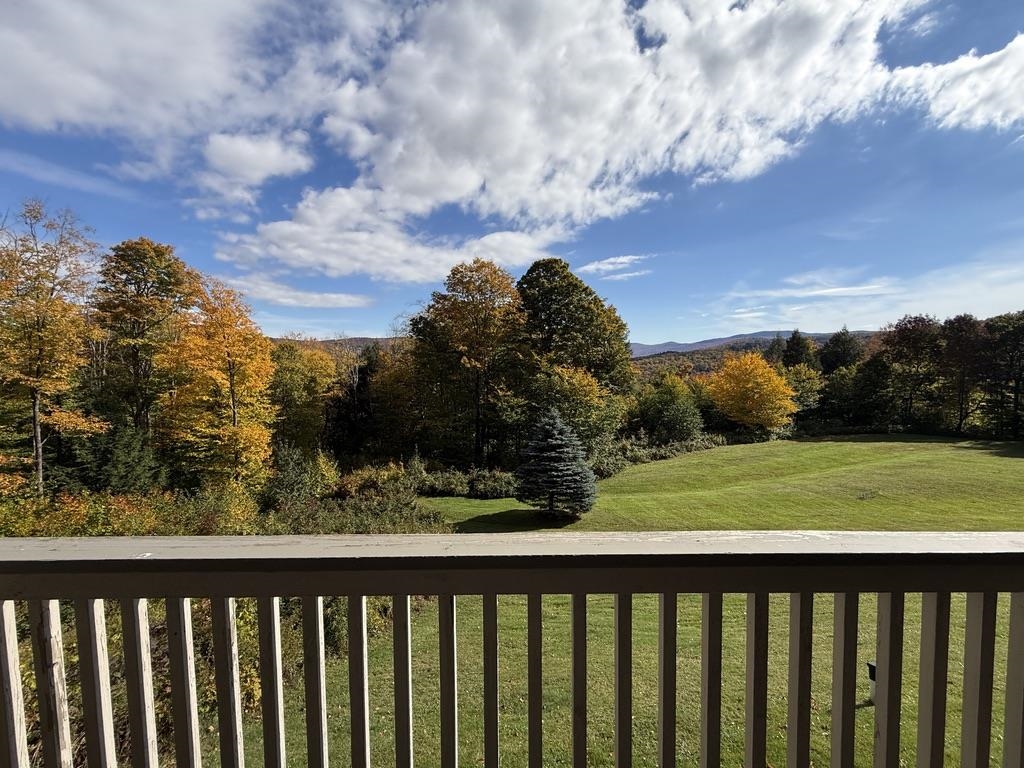 87 Snowside, Unit 6 Fayston, VT 05673 - Photo 17 of 36 Gallery Image 17
